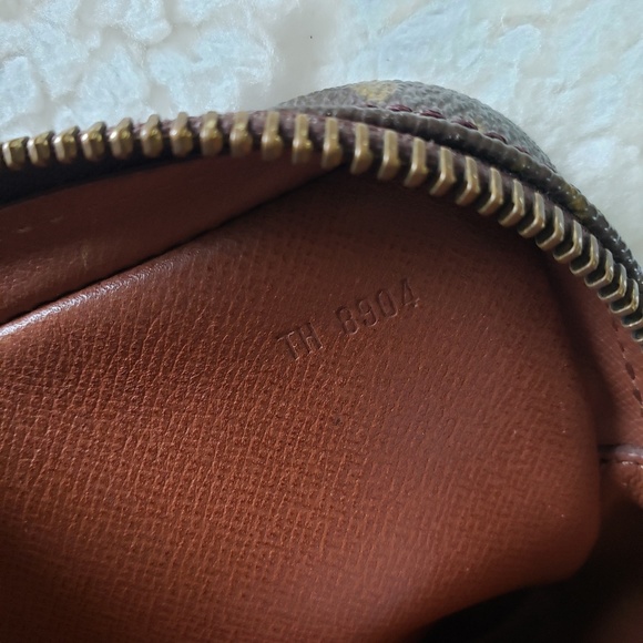 Louis Vuitton Marly Bandouliere - Picture 4 of 15